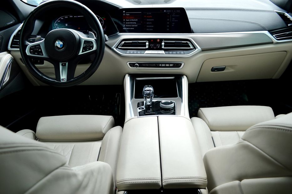 Продам BMW X6 M50i 2022 года в Одессе