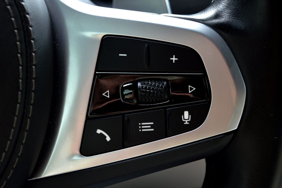 Продам BMW X6 M50i 2022 года в Одессе