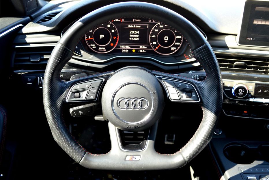 Продам Audi A4 Prestige 2017 года в Одессе