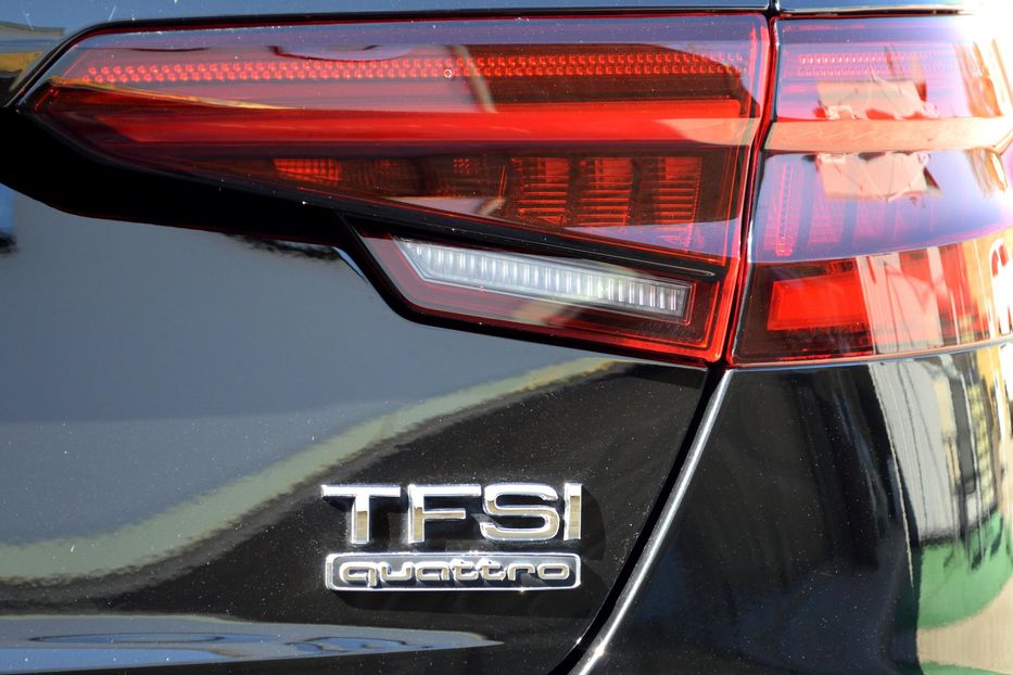 Продам Audi A4 Prestige 2017 года в Одессе