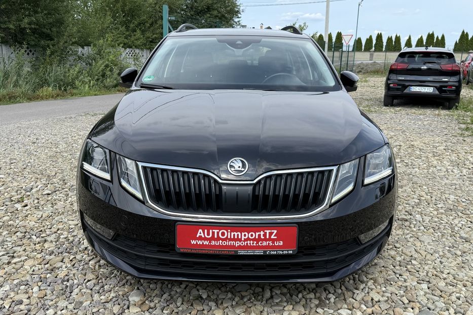 Продам Skoda Octavia A7 2.0ТDI 150к/с КОЛЕСА FULL LED 2020 года в Львове