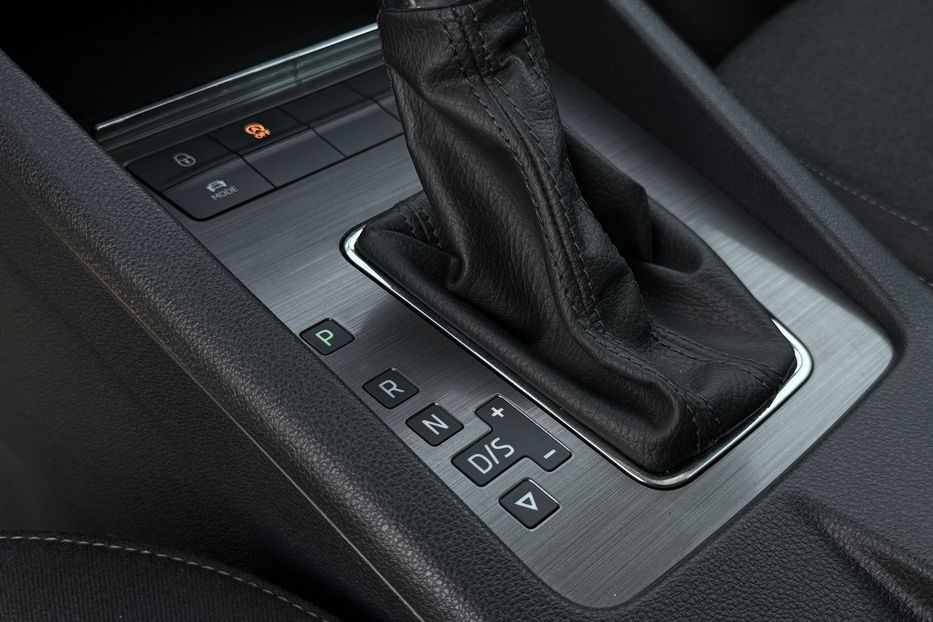 Продам Skoda Octavia A7 2.0ТDI 150к/с КОЛЕСА FULL LED 2020 года в Львове