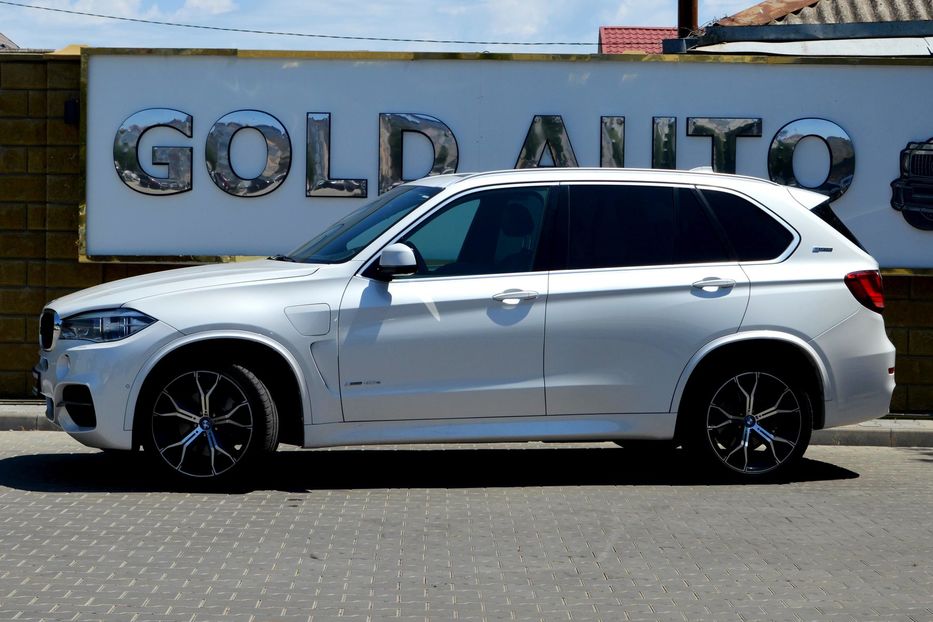 Продам BMW X5 40e 2018 года в Одессе