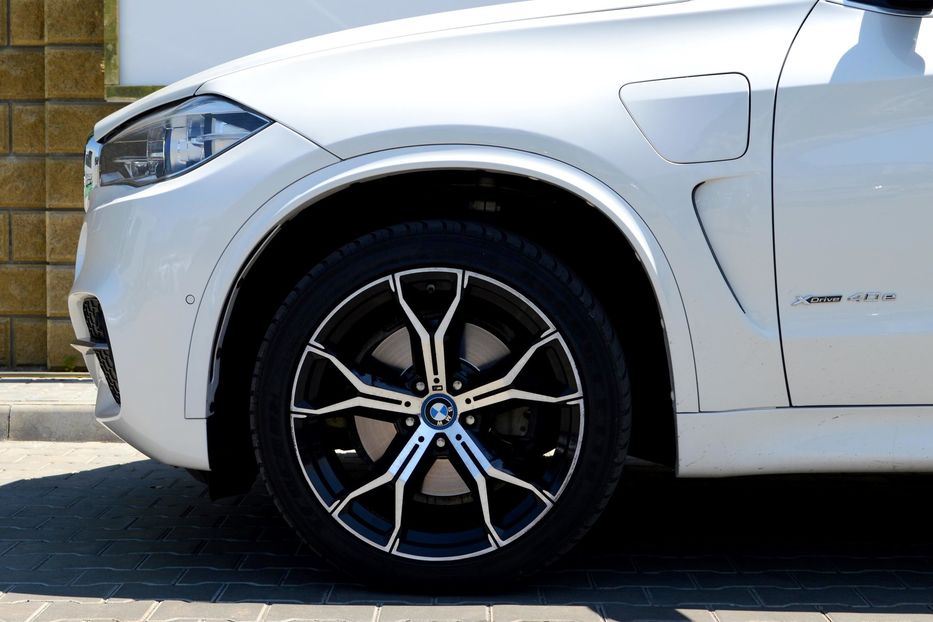 Продам BMW X5 40e 2018 года в Одессе