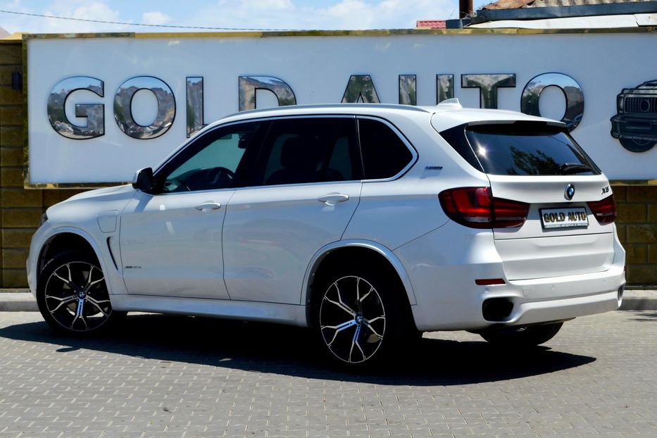 Продам BMW X5 40e 2018 года в Одессе
