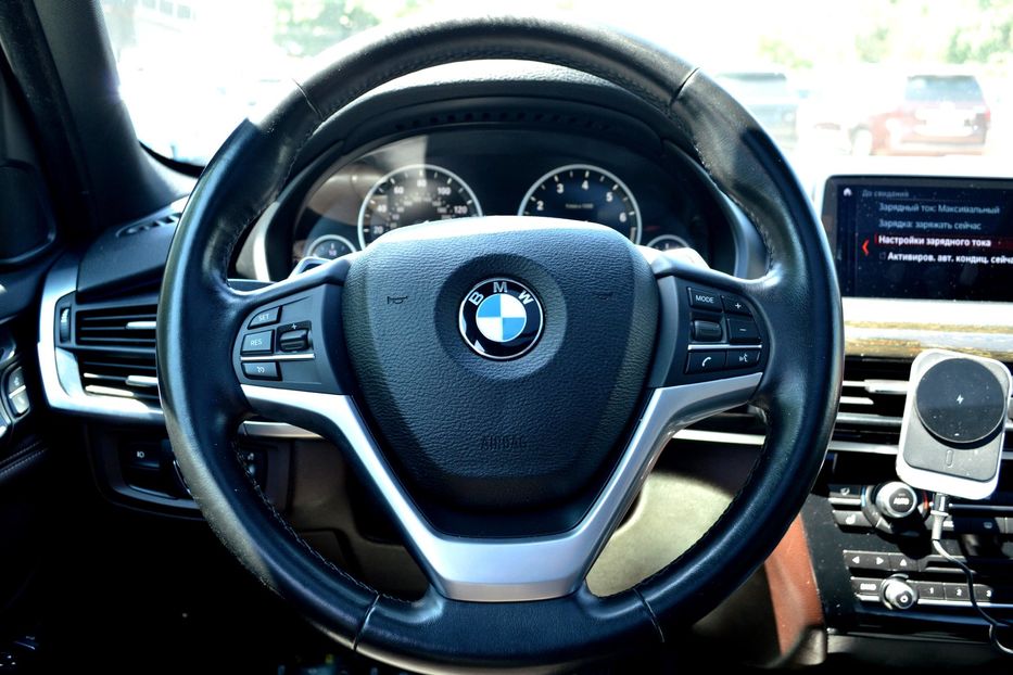 Продам BMW X5 40e 2018 года в Одессе
