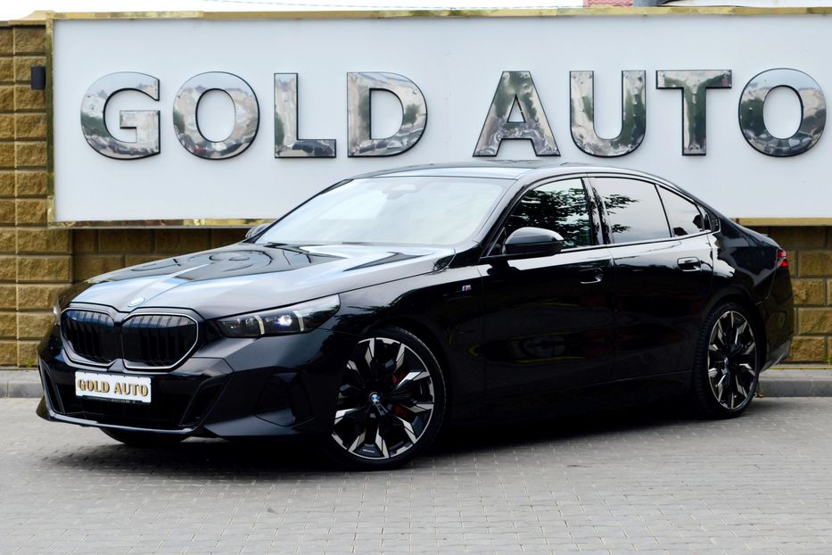 Продам BMW 550 e X-drive 2025 года в Одессе