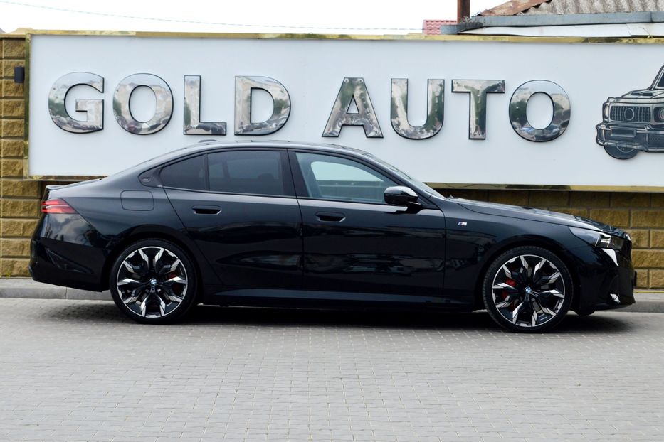 Продам BMW 550 e X-drive 2025 года в Одессе
