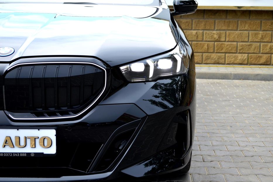 Продам BMW 550 e X-drive 2025 года в Одессе