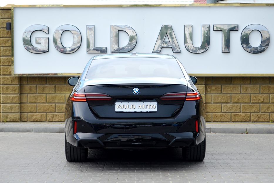 Продам BMW 550 e X-drive 2025 года в Одессе