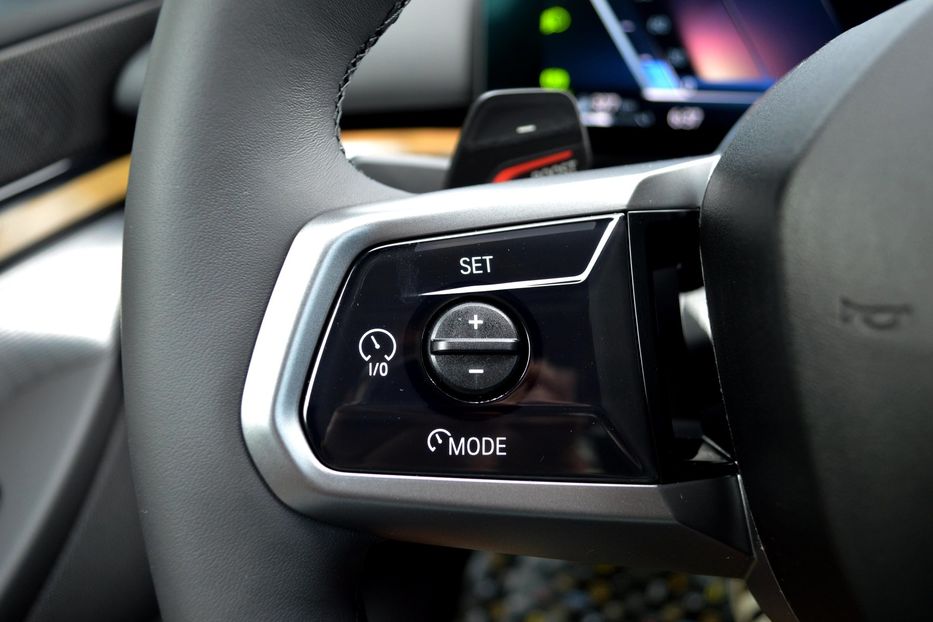 Продам BMW 550 e X-drive 2025 года в Одессе
