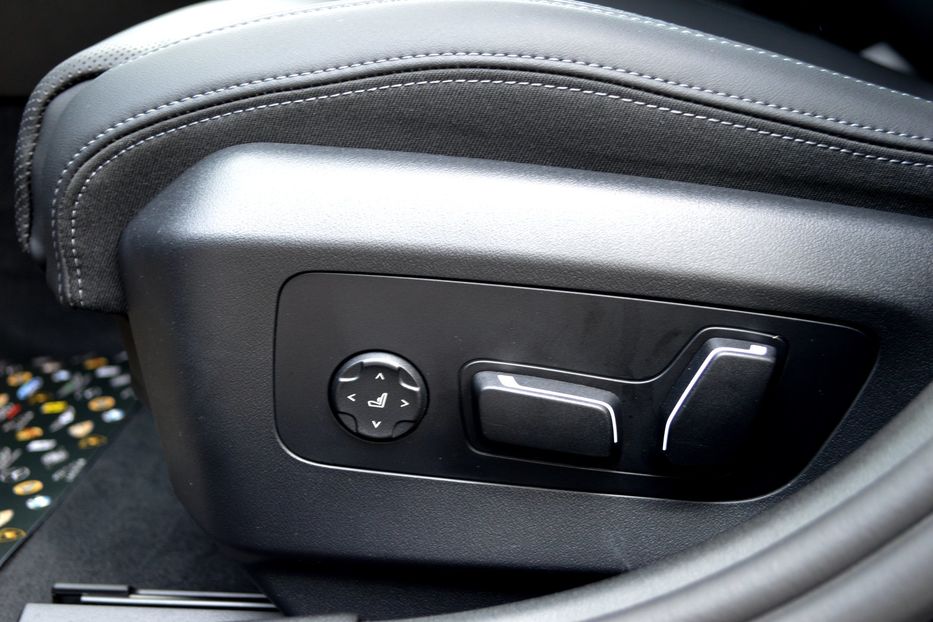 Продам BMW 550 e X-drive 2025 года в Одессе