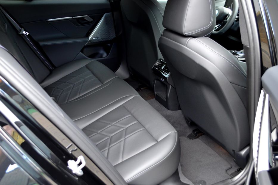Продам BMW 550 e X-drive 2025 года в Одессе