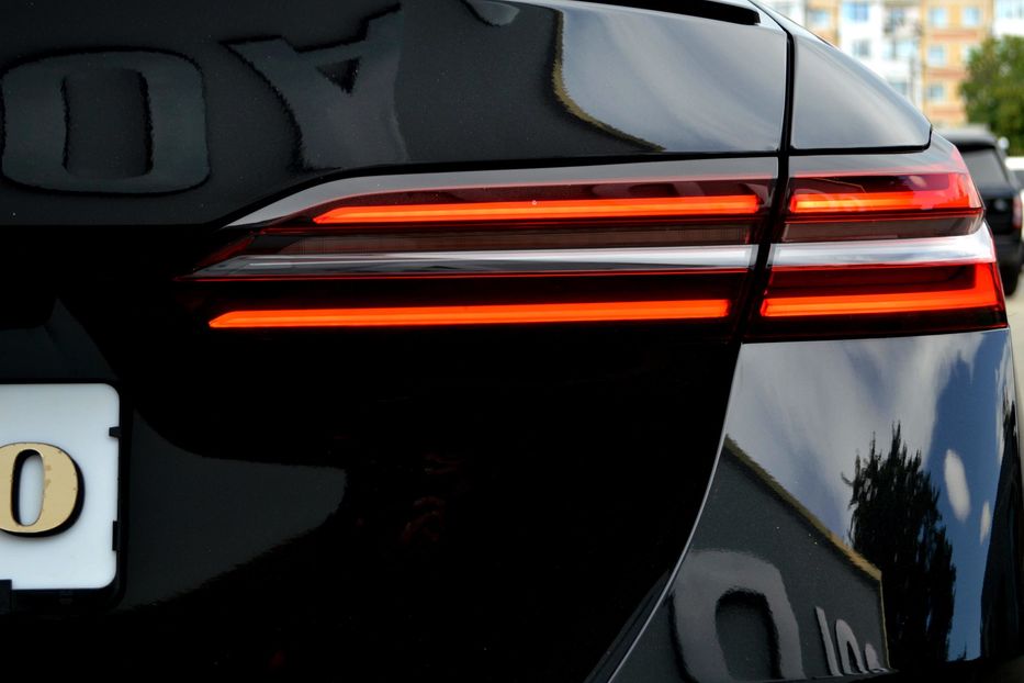 Продам BMW 550 e X-drive 2025 года в Одессе