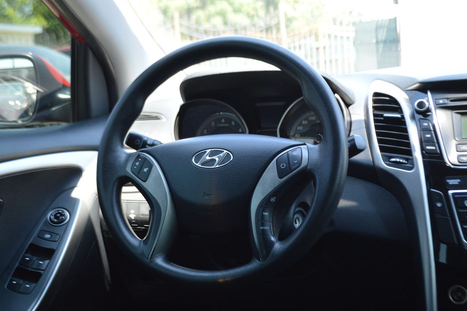 Продам Hyundai i30  2012 года в Одессе