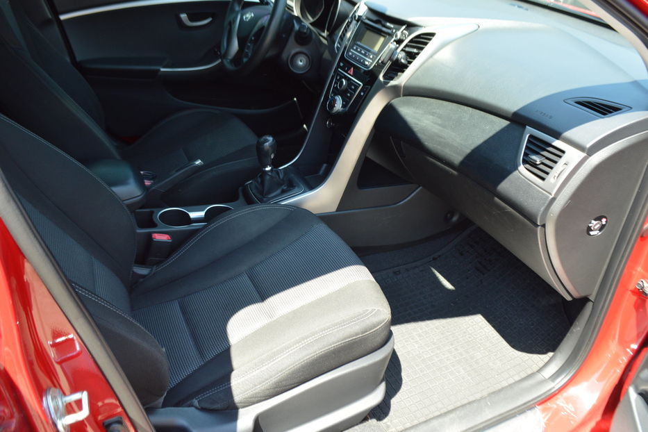 Продам Hyundai i30  2012 года в Одессе