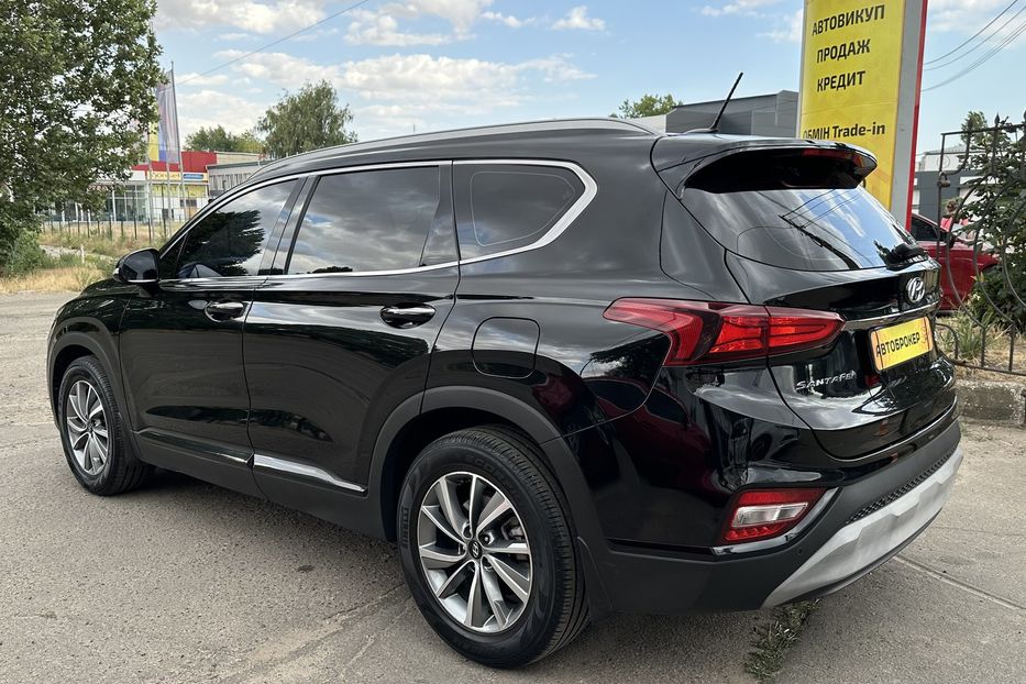 Продам Hyundai Santa FE Офіційний 2019 года в Николаеве