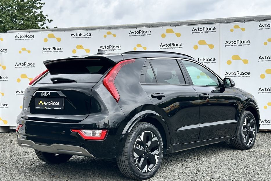 Продам Kia Niro 2022 года в Луцке
