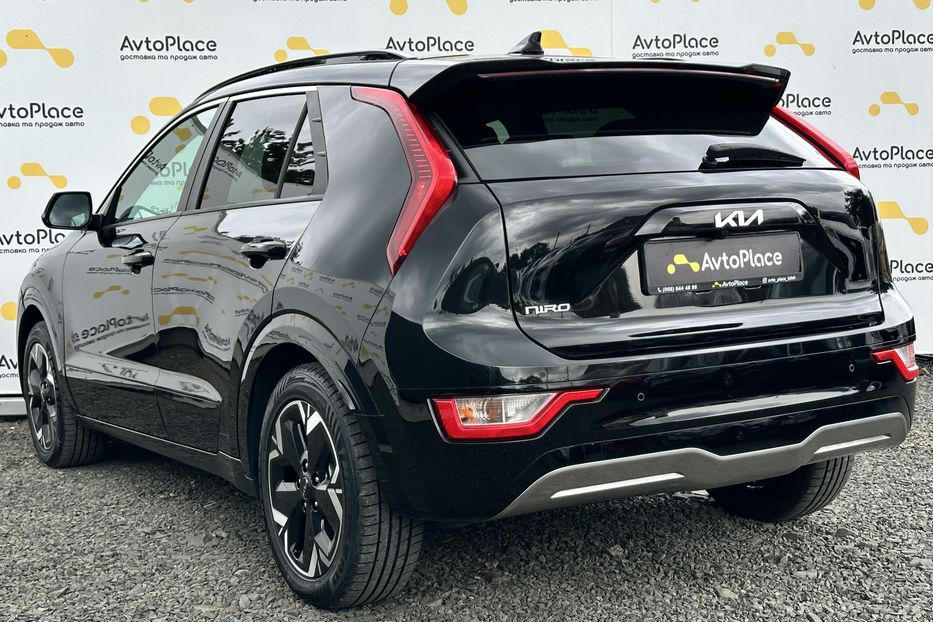 Продам Kia Niro 2022 года в Луцке