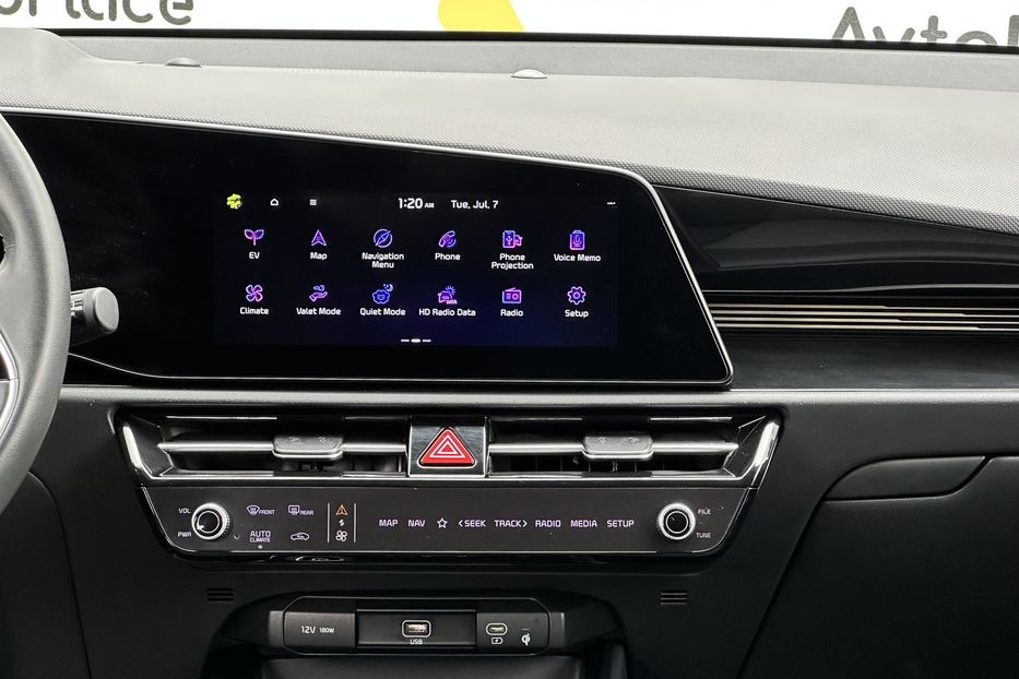 Продам Kia Niro 2022 года в Луцке