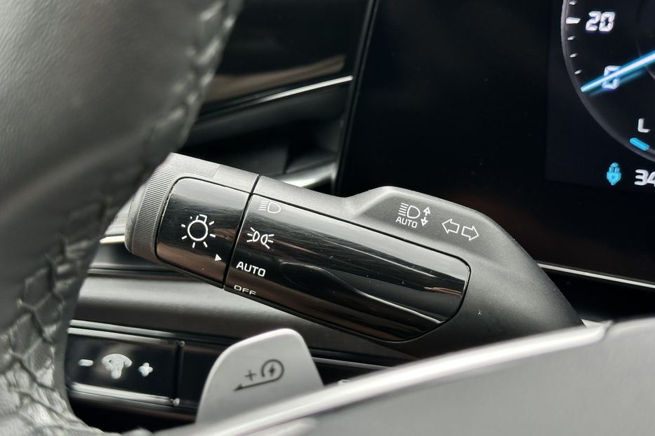 Продам Kia Niro 2022 года в Луцке
