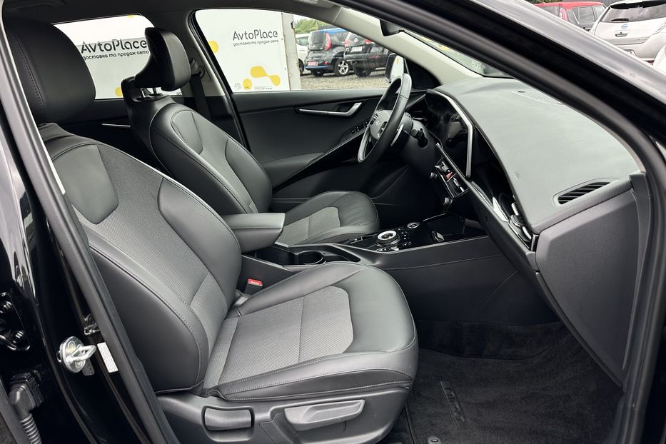 Продам Kia Niro 2022 года в Луцке