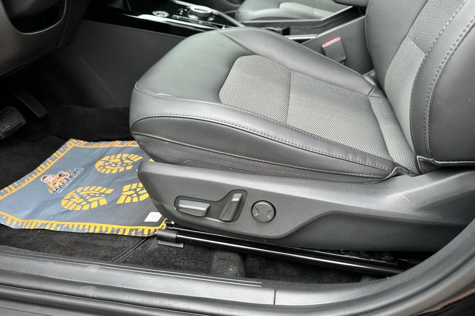 Продам Kia Niro 2022 года в Луцке