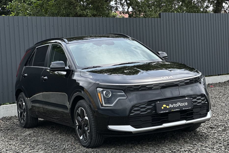 Продам Kia Niro 2022 года в Луцке