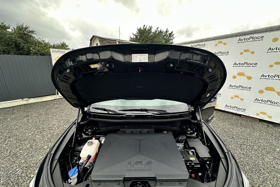Продам Kia Niro 2022 года в Луцке