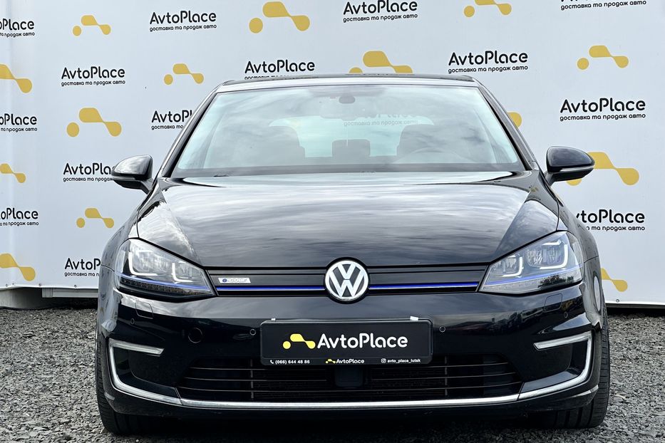 Продам Volkswagen e-Golf 2016 года в Луцке
