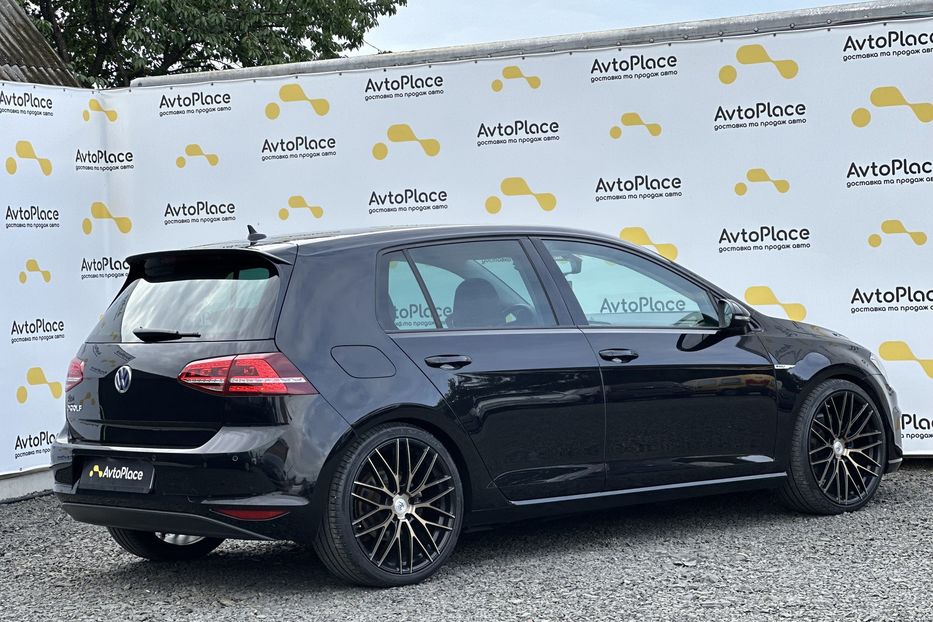 Продам Volkswagen e-Golf 2016 года в Луцке