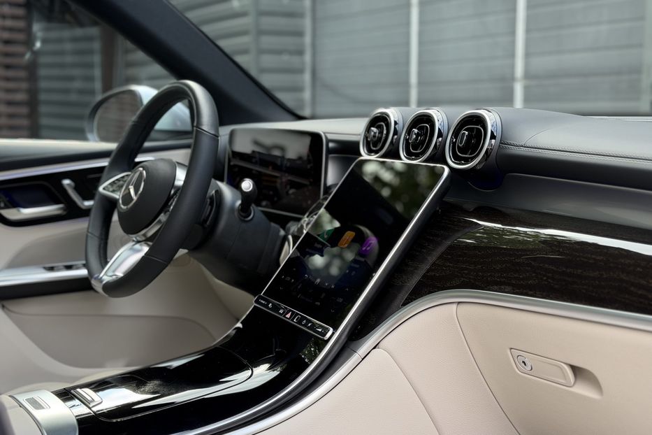 Продам Mercedes-Benz GLC-Class 300 4matic 2024 года в Киеве