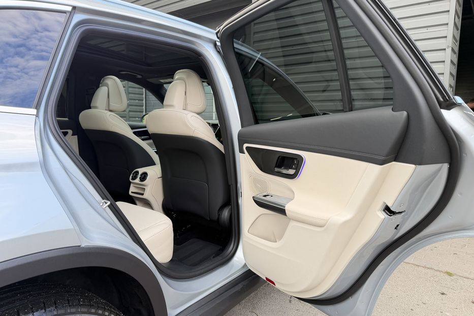 Продам Mercedes-Benz GLC-Class 300 4matic 2024 года в Киеве