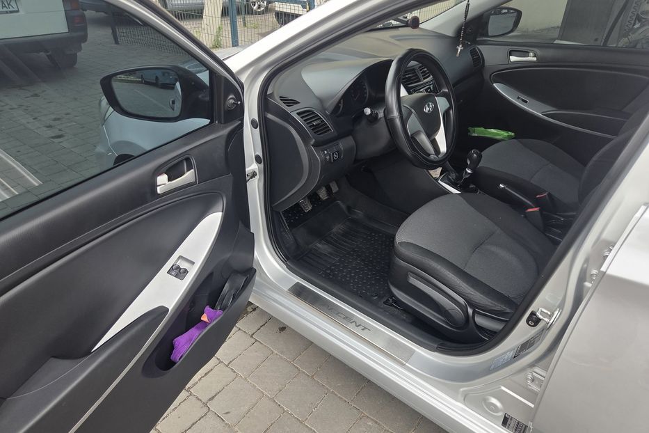 Продам Hyundai Accent  2011 года в Львове