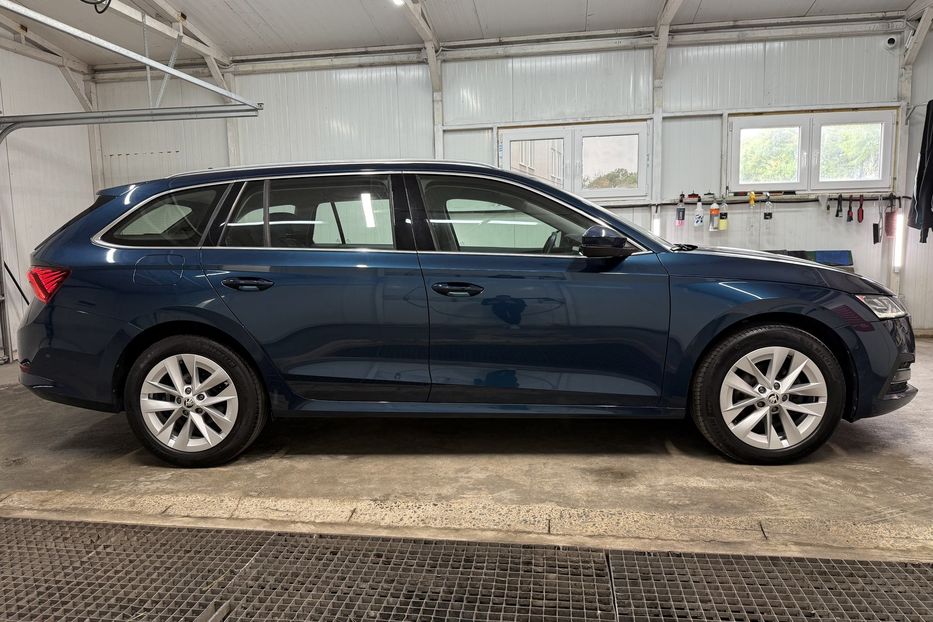Продам Skoda Octavia А8 2.0TDI150 кс КОЛЕСА FUL LED 2022 года в Львове