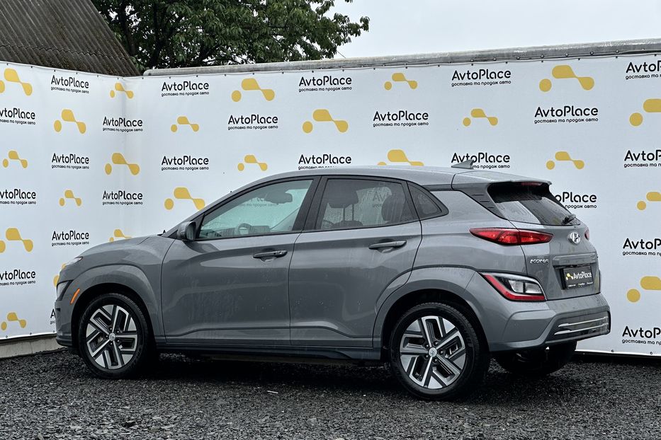 Продам Hyundai Kona 64 квт 2023 года в Луцке
