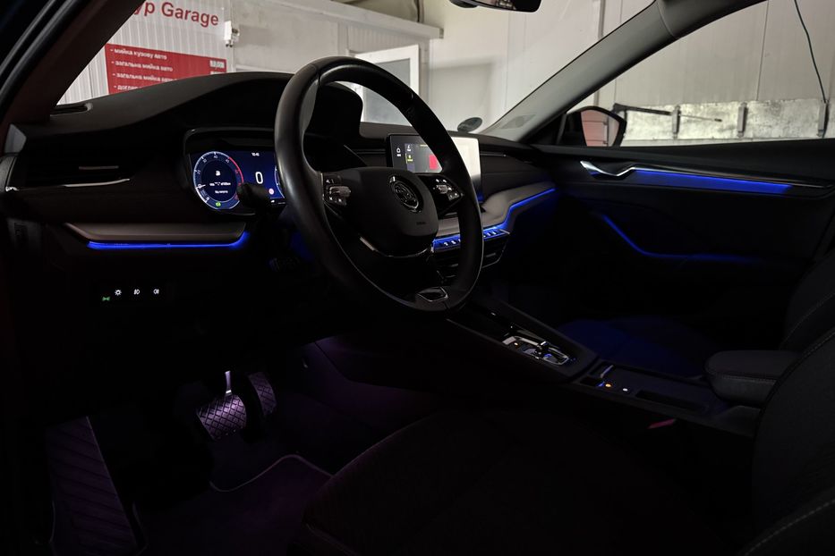 Продам Skoda Octavia А8 2.0TDI150 кс КОЛЕСА FUL LED 2022 года в Львове