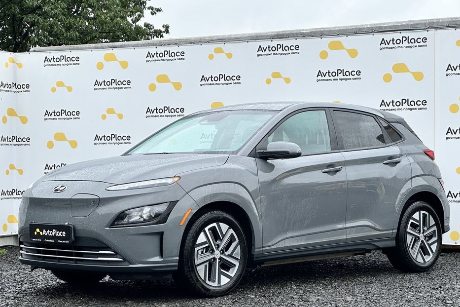Продам Hyundai Kona 64 квт 2023 года в Луцке