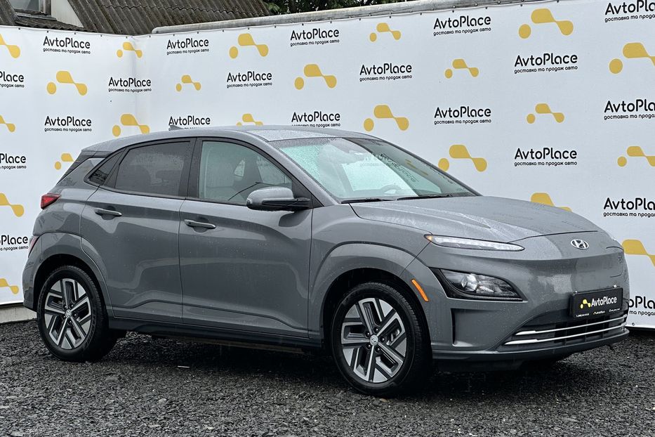 Продам Hyundai Kona 64 квт 2023 года в Луцке