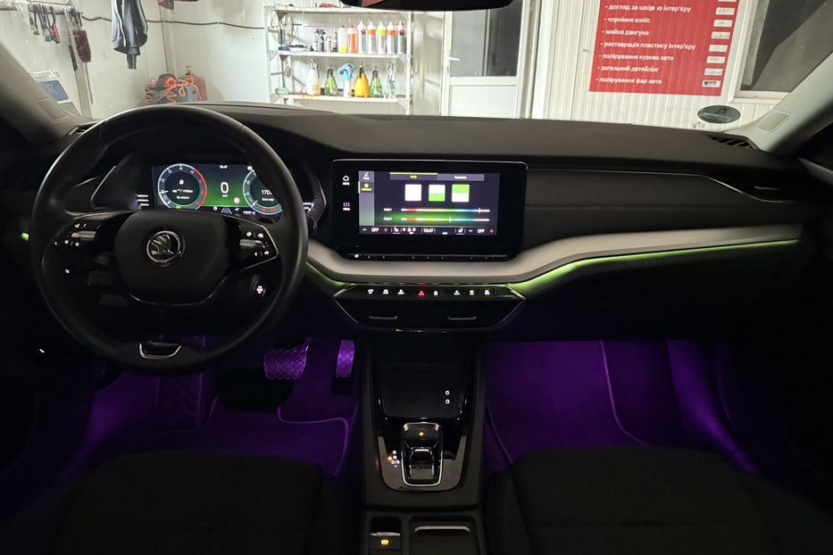 Продам Skoda Octavia А8 2.0TDI150 кс КОЛЕСА FUL LED 2022 года в Львове