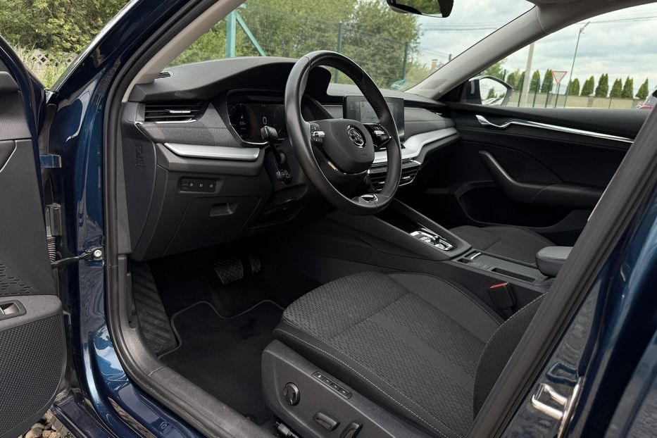 Продам Skoda Octavia А8 2.0TDI150 кс КОЛЕСА FUL LED 2022 года в Львове