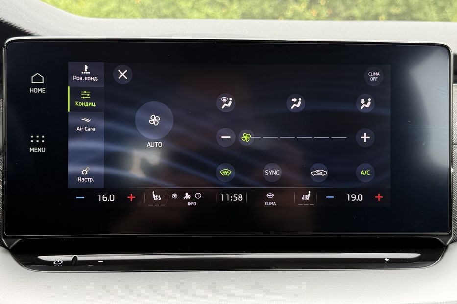 Продам Skoda Octavia А8 2.0TDI150 кс КОЛЕСА FUL LED 2022 года в Львове