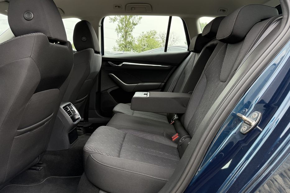 Продам Skoda Octavia А8 2.0TDI150 кс КОЛЕСА FUL LED 2022 года в Львове