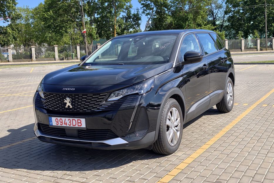 Продам Peugeot 5008 2021 года в Львове