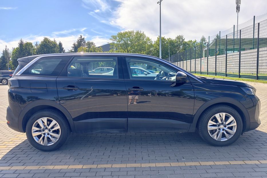 Продам Peugeot 5008 2021 года в Львове