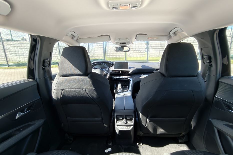 Продам Peugeot 5008 2021 года в Львове