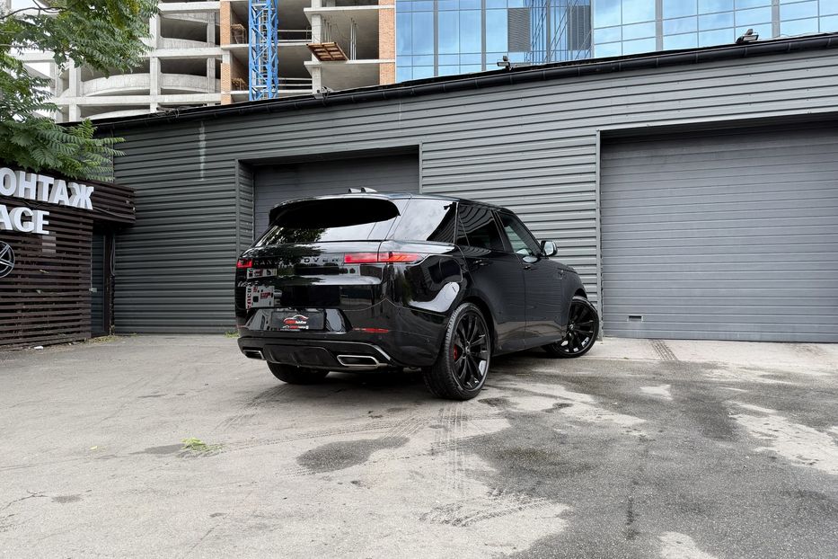 Продам Land Rover Range Rover Sport P400 Dynamic HSE 2024 года в Киеве