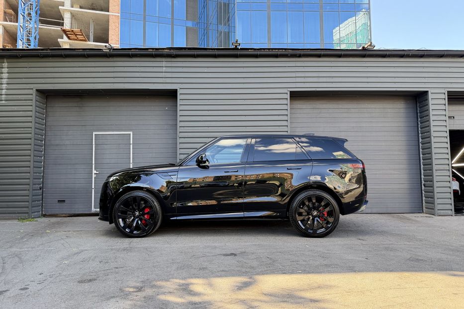 Продам Land Rover Range Rover Sport P400 Dynamic HSE 2024 года в Киеве