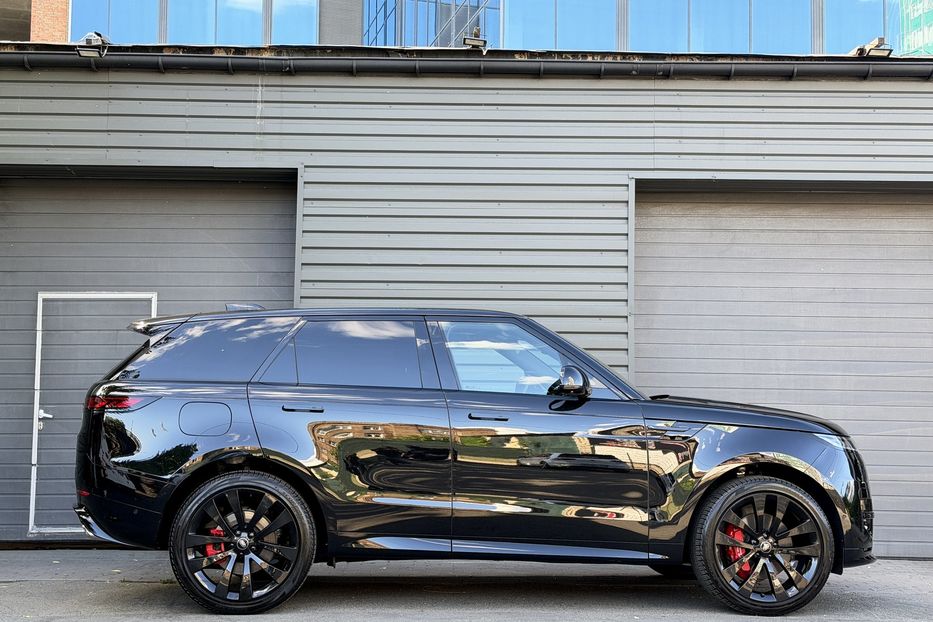 Продам Land Rover Range Rover Sport P400 Dynamic HSE 2024 года в Киеве