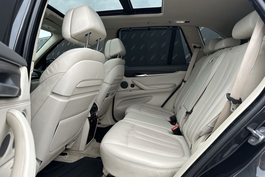 Продам BMW X5 Xdrive50I 2015 года в Киеве